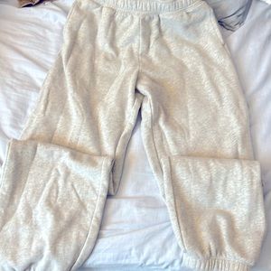 Gap Gray Sweats One Tine Used